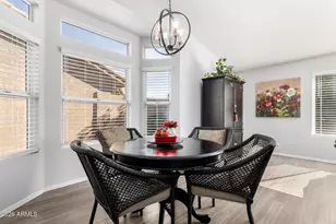 8935 W Kerry Ln, Peoria, AZ 85382 - Photo 11