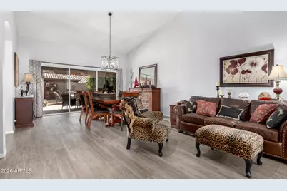 8935 W Kerry Lane, Peoria, AZ 85382 - Photo 5