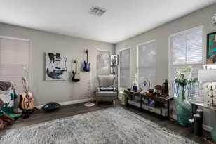 39943 N Pride Dr, Anthem, AZ 85086 - Photo 5