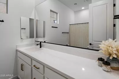 13103 N 174th Drive, Surprise, AZ 85388 - Photo 19