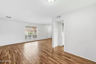 10331 W Twin Oaks Dr, Sun City, AZ 85351 - Photo 5