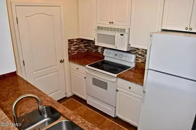 1701 E Colter Street #361, Phoenix, AZ 85016 - Photo 9