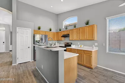 15427 S 16th Avenue, Phoenix, AZ 85045 - Photo 7