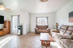 1018 W Libra Dr, Tempe, AZ 85283 - Photo 5