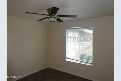 9101 N 57th Avenue, Glendale, AZ 85302 - Photo 9