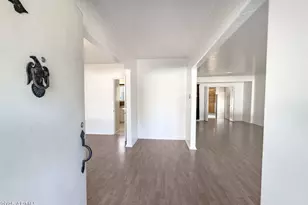 41 E Myrtle Ave, Phoenix, AZ 85020 - Photo 7