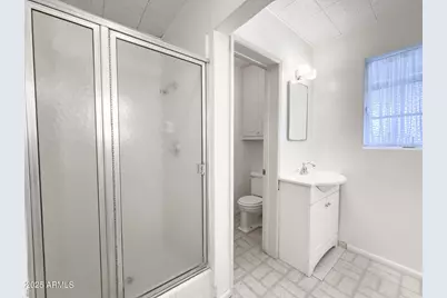 41 E Myrtle Avenue, Phoenix, AZ 85020 - Photo 15