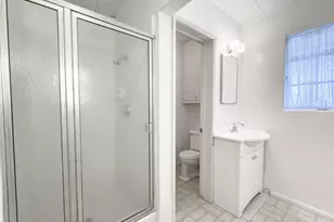 41 E Myrtle Ave, Phoenix, AZ 85020 - Photo 15