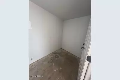 1808 N 66th Avenue, Phoenix, AZ 85035 - Photo 17
