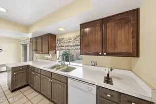 1002 W Solar Dr, Phoenix, AZ 85021 - Photo 9