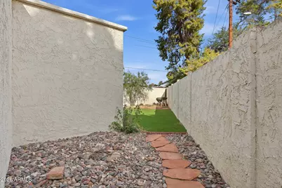 1002 W Solar Drive, Phoenix, AZ 85021 - Photo 29