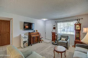 14052 N Newcastle Dr, Sun City, AZ 85351 - Photo 17