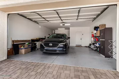 8773 W Medlock Drive, Glendale, AZ 85305 - Photo 31