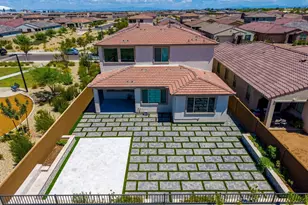 8773 W Medlock Dr, Glendale, AZ 85305 - Photo 3