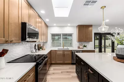 5040 E Columbine Drive, Scottsdale, AZ 85254 - Photo 9