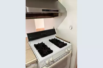 8316 W Devonshire Avenue, Phoenix, AZ 85037 - Photo 9