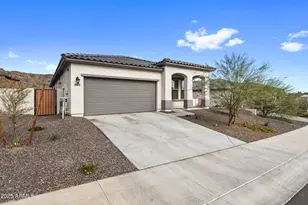 21294 W Roanoke Ave, Buckeye, AZ 85396 - Photo 1