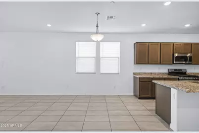 21294 W Roanoke Avenue, Buckeye, AZ 85396 - Photo 11