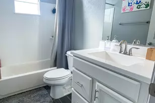 12812 W Caraveo Pl, Peoria, AZ 85383 - Photo 21