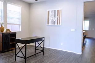 12812 W Caraveo Pl, Peoria, AZ 85383 - Photo 5