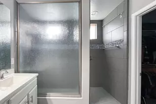 12812 W Caraveo Pl, Peoria, AZ 85383 - Photo 13