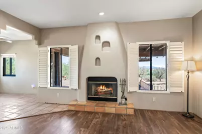 33413 N 10th Street, Phoenix, AZ 85085 - Photo 7