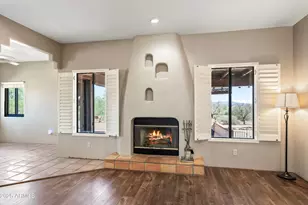 33413 N 10th St, Phoenix, AZ 85085 - Photo 7