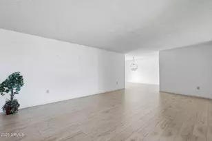 9818 W Emberwood Dr, Sun City, AZ 85351 - Photo 9