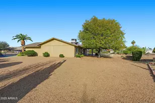 9818 W Emberwood Dr, Sun City, AZ 85351 - Photo 35