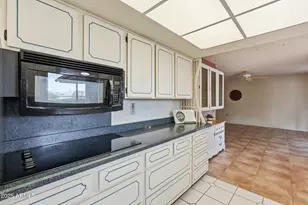 9818 W Emberwood Dr, Sun City, AZ 85351 - Photo 31