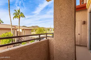 10410 N Cave Creek Rd, Phoenix, AZ 85020 - Photo 19