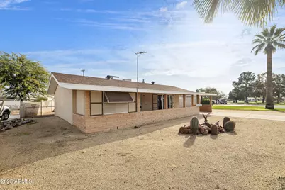 11825 N 114th Avenue, Youngtown, AZ 85363 - Photo 5