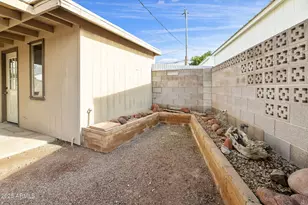 11825 N 114th Ave, Youngtown, AZ 85363 - Photo 49