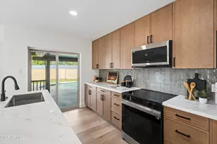 2116 E Colgate Dr, Tempe, AZ 85283 - Photo 9