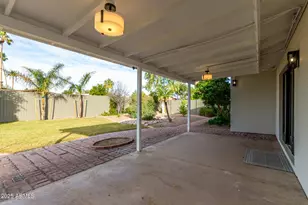 2132 E Broadmor Dr, Tempe, AZ 85282 - Photo 27