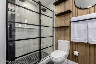 2132 E Broadmor Dr, Tempe, AZ 85282 - Photo 19