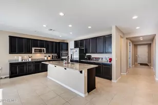 9925 E Orange Grove St, Florence, AZ 85132 - Photo 3