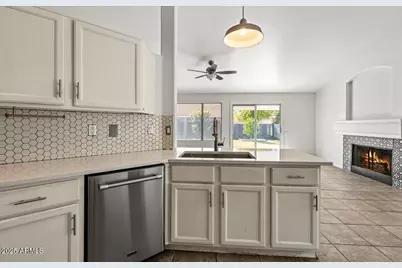 501 W Sereno Drive, Gilbert, AZ 85233 - Photo 9