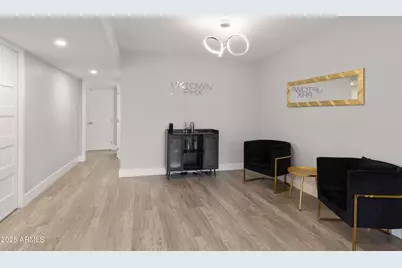 6502 N Central Avenue #A103, Phoenix, AZ 85012 - Photo 9