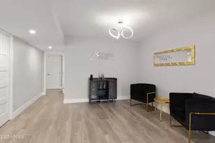 6502 N Central Ave, Phoenix, AZ 85012 - Photo 9