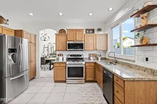 7922 W Beaubien Dr, Peoria, AZ 85382 - Photo 7