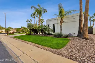 9363 N 110th St, Scottsdale, AZ 85259 - Photo 3