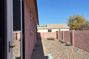 758 E Pepper Dr, Casa Grande, AZ 85122 - Photo 3