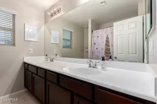 10402 W Louise Dr, Peoria, AZ 85383 - Photo 21