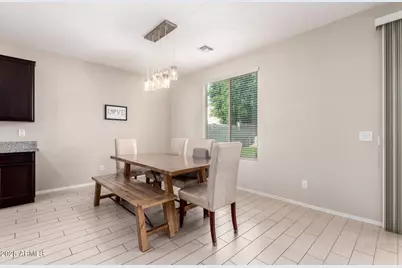 10402 W Louise Drive, Peoria, AZ 85383 - Photo 7