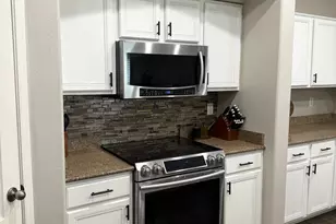 2946 S 161st Dr, Goodyear, AZ 85338 - Photo 9