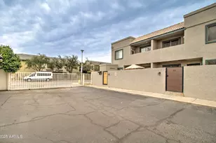 2311 E Hartford Ave, Phoenix, AZ 85022 - Photo 1