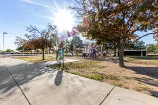 9266 E Sutton Dr, Scottsdale, AZ 85260 - Photo 39