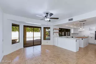 8614 E Cheryl Dr, Scottsdale, AZ 85258 - Photo 7