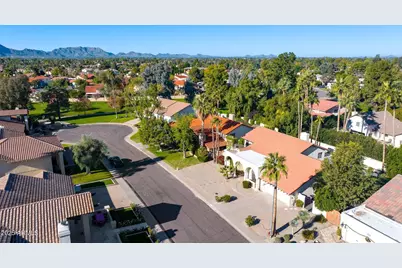 8614 E Cheryl Drive, Scottsdale, AZ 85258 - Photo 33